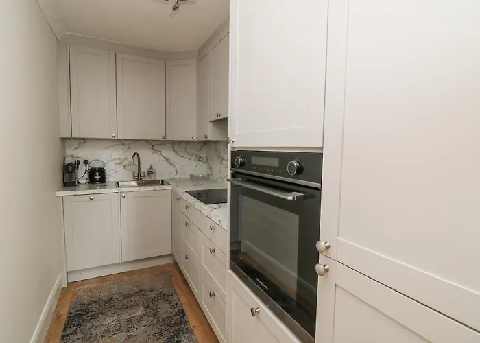 아파트 7 Belfort Court